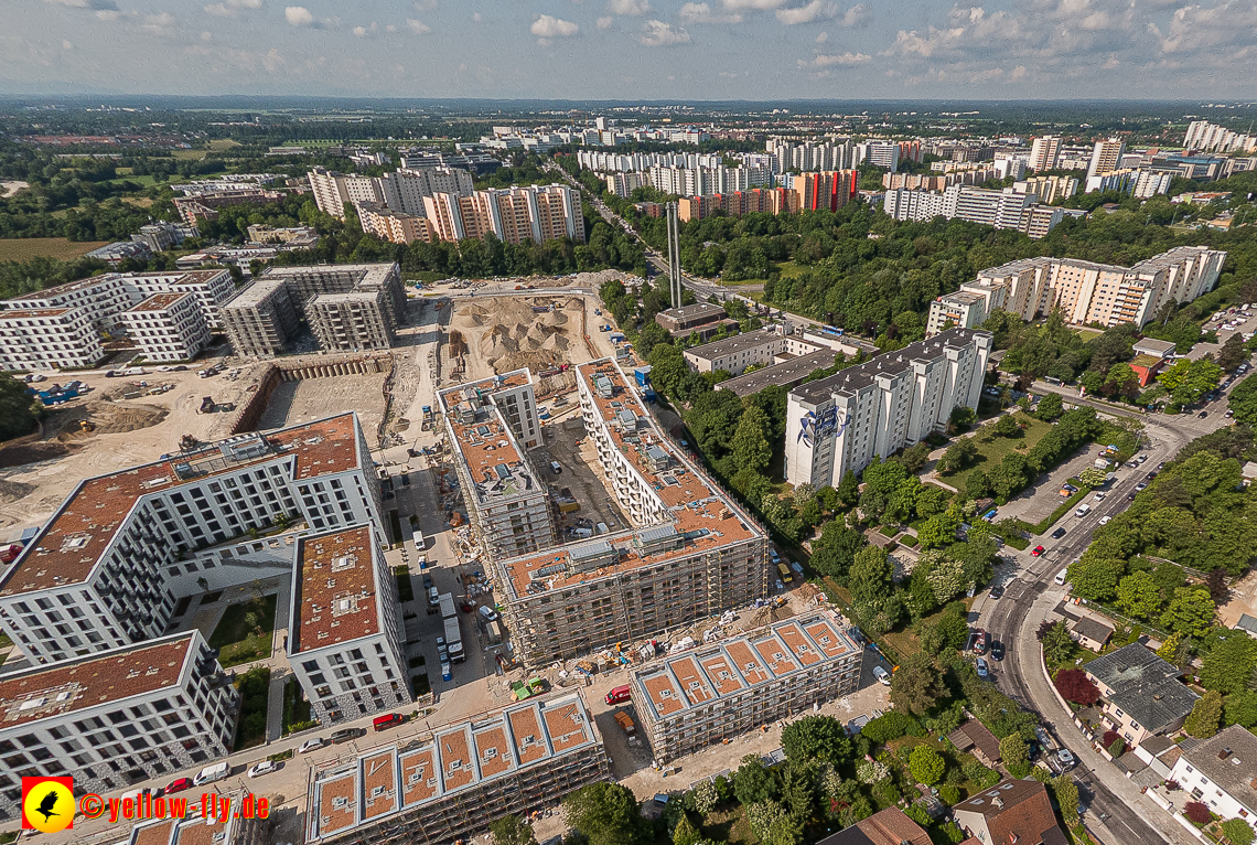07.06.2023 - Aktuelle Luftbilder aus dem Alexisquartier und Pandion Verde in Neuperlach in München